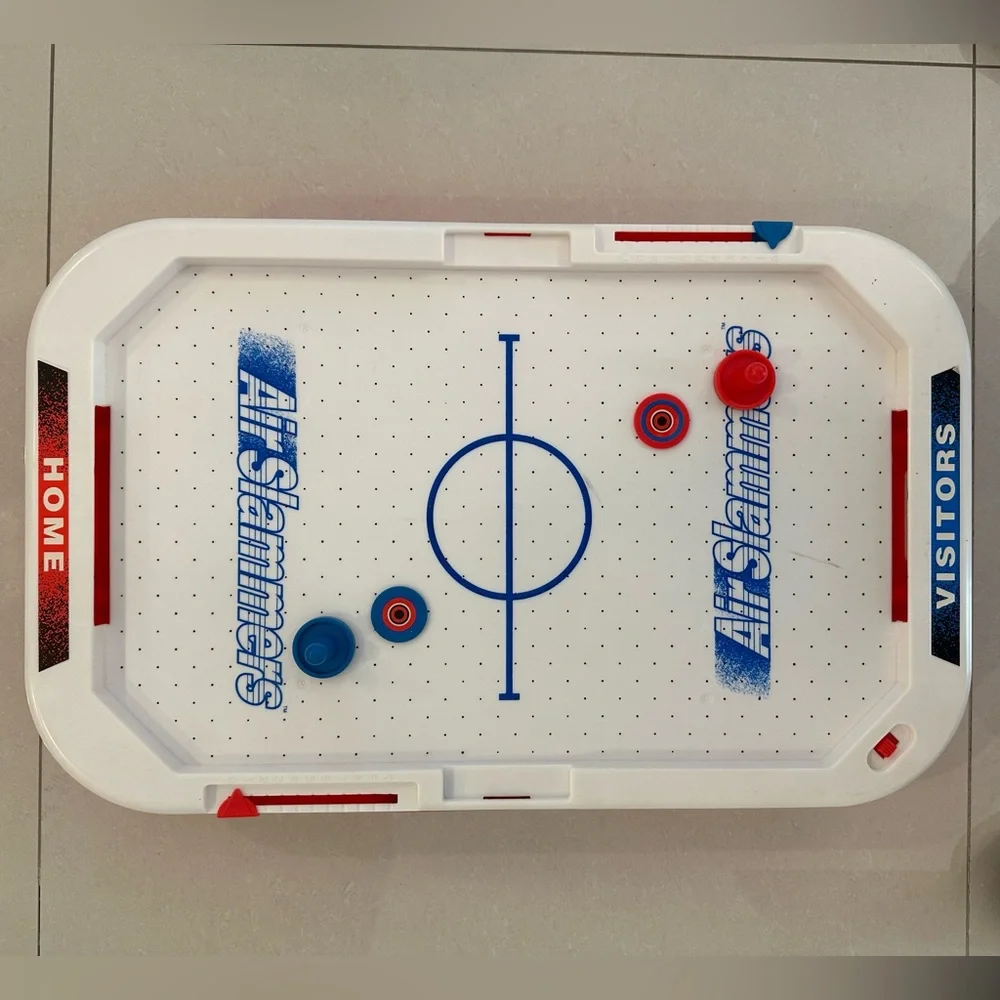VTG Jr. Air Slammers Hockey Table-Top Battery Game by: Hilco - Picture 2 of 5